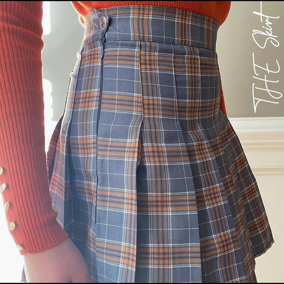 Fashion Evynn Apparel ‘The Skirt’ Fall 2020 - Picture 2 of 4